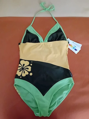 Costum baie kaki
