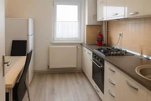 Apartament 2 camere decomandat zona b-dul Mihai Viteazul - imagine 4