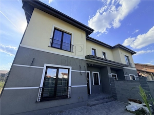 Duplex 5 camere - bucatarie separata - toate utilitatile - imagine 2