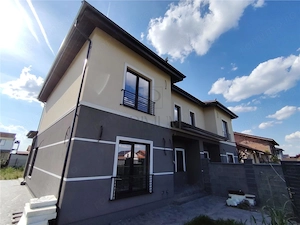 Duplex superb - 5 camere - toate utilitatile - bucatarie inchisa