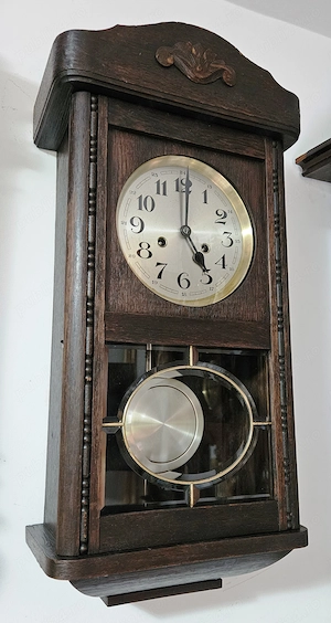 Ceas de perete cu pendula 