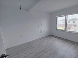Duplex separat prin camera tehnica - acces facil - foarte spatios - imagine 6