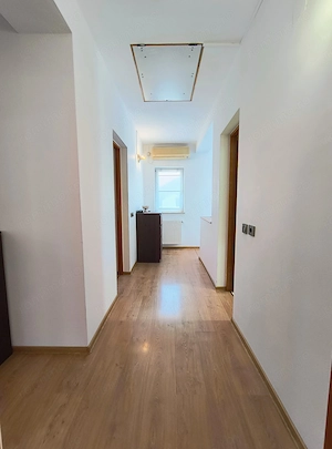 Vila Complex The CLASS,- rond OMV Pipera- curte - imagine 18