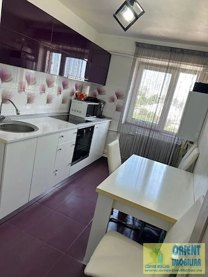 Km 4-5, de vanzare apartament 3 camere, decomandat, gaze - imagine 6