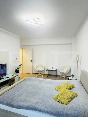Apartament cu 1 camere, de vanzare, Tractorul