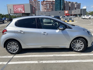 Peugeot 208 1.6 HDI 2015 - imagine 4