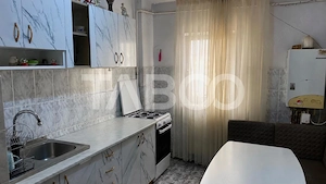 Apartament decomandat 2 camere 50 mpu si balcon 3 mp de inchiriat - imagine 3