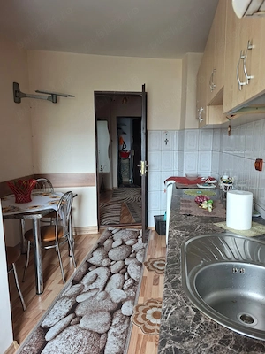 Apartament ultracentral finisat,mobilat si utilat cu panorama superba - imagine 9