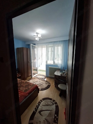 Apartament ultracentral finisat,mobilat si utilat cu panorama superba - imagine 2