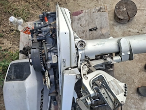 Vând 2 motoare Honda 5 cai 4timpi 1500 lei . - imagine 3