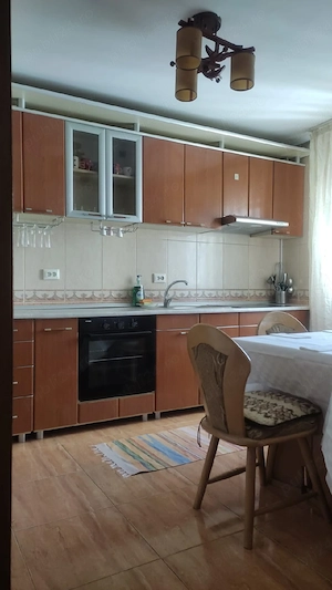 Cazare apartament etaj 1, Mangalia, strada Portului, zona centrală - imagine 3