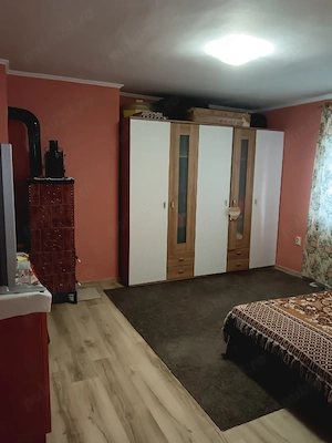 vand  sau schimb casa Pustinis - imagine 4