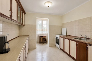 Apartament decomandat cu 3 camere, 65 mp, mobilat și utilat – Baba Dochia - imagine 2