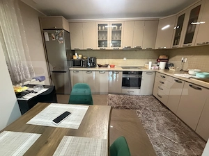 Casa de vanzare, 180 mp, teren, 900 mp, zona Hereclean - imagine 3