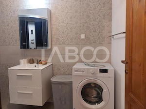 Casa 45 mp 1 dormitor bucatarie baie hol loc parcare in curte Sadu - imagine 9