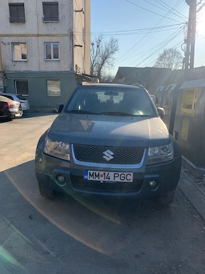 De vanzare Suzuki Grand Vitara an 2011 motor 1.9 diesel  acte la zi itp recent facut ofer fiscal