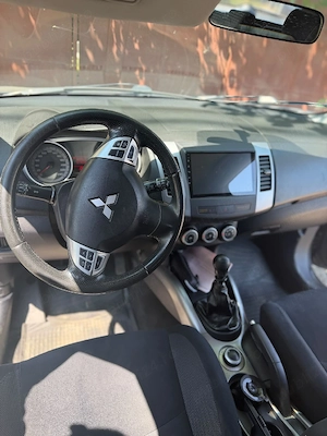 Vind mitsubishi Outlander - imagine 3