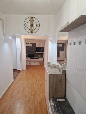Închiriez apartament cu 4 camere în Rovine - imagine 5