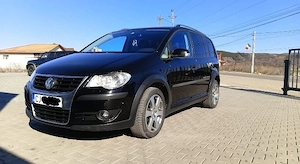 Cross touran  - imagine 4