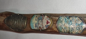 toiag bata lemn tirol cu 14 embleme  exemplar rar