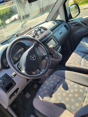 Mercedes Vito din 2009 8+1 locuri 4WD - imagine 4