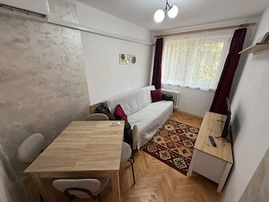 Apartament 3 camere, 50 mp, zona Valea Roșie - imagine 3
