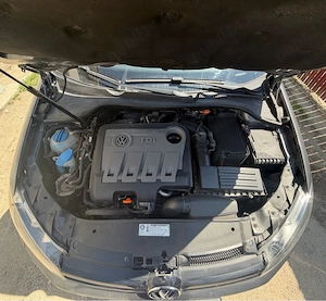 Vând Volkswagen Golf 6 An fabricație 2012 Motorizare 2.0 TDI Putere 140 CP - imagine 5