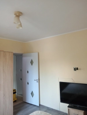 Apartament de închiriat.. - imagine 9