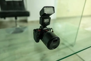 APARAT FOTO + VIDEO profesional SONY A7RIV, full frame, 61 MP