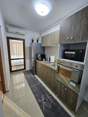 Inchiriez apartament 3 camere - imagine 5