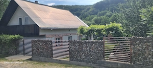 Vand casa complet utilata - imagine 4