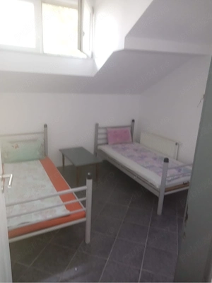 Închiriez apartamente pentru patru persoane - imagine 5