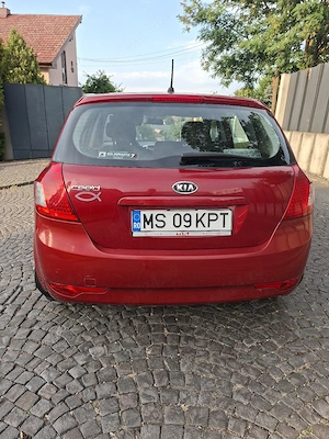 Kia Ceed 2010, 1.6 benzina cutie automata, 72.000 km unic proprietar  - imagine 3