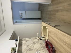 Închiriez apartament 2 camere zona City Park Mall.  - imagine 7