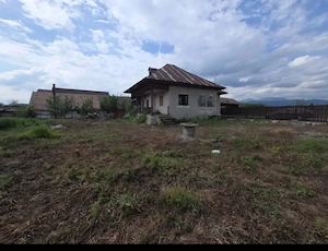 Casă cu teren 5436 mp Tismana (Vânata), utilități, acte la zi - imagine 3