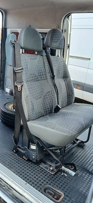 ford tranzit din 2012 2.2 diesel acte la zi proprietar în acte  volan pe dreapta merge foarte bine  - imagine 4