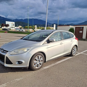 Auto Ford Focus 2013 hatchback - imagine 3