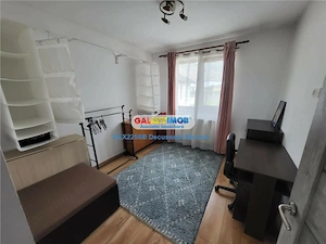 Casa, Str. Rachitei , 4 dormitoare si 1 living, 700 euro - imagine 18