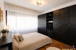 Resedinta luminoasa,farmec autentic,etaj 1, intimitate, acces facil, Piata Unirii.Centrul Istoric - imagine 4