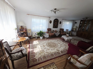 Casă / Vilă cu 3 camere de vânzare - imagine 19