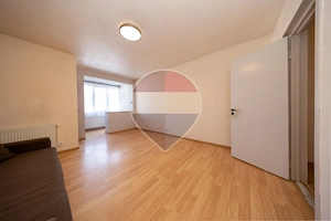 Garsoniera Astra -  Balcon, zona linistita, Astra! - imagine 4