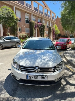 VW Passat AllTrack  - imagine 5