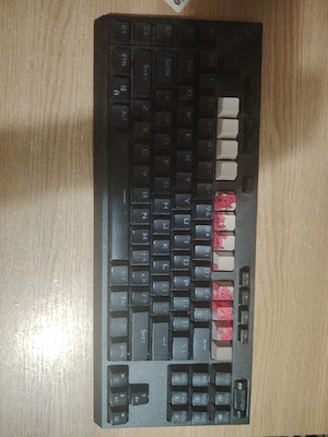 Vând tastatură gaming mecanică REDRAGON 
