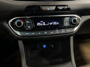 Hyundai i30 - imagine 16