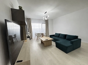  Apartament Coresi Shopping - imagine 2