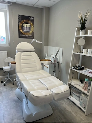 Pat de cosmetica  scaun pediciura