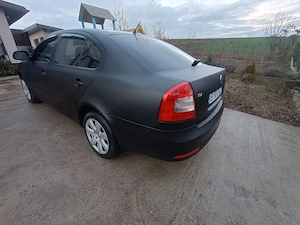 Vând Skoda Octavia 2 facilift 2.0 tdi  - imagine 3