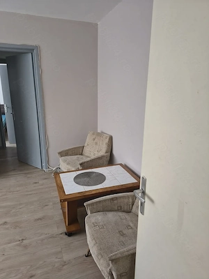 Închiriez apartament cu 2 camere, la parter in Brașov, str. Neptun Nr 21.  - imagine 5
