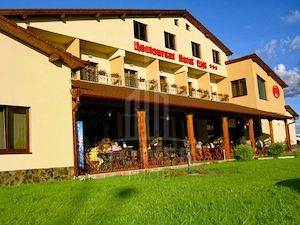 Fostul Hotel Rin - Miercurea Sibiului - imagine 5