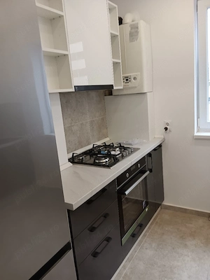 Vânzare apartament 2 camere direct proprietar - imagine 3